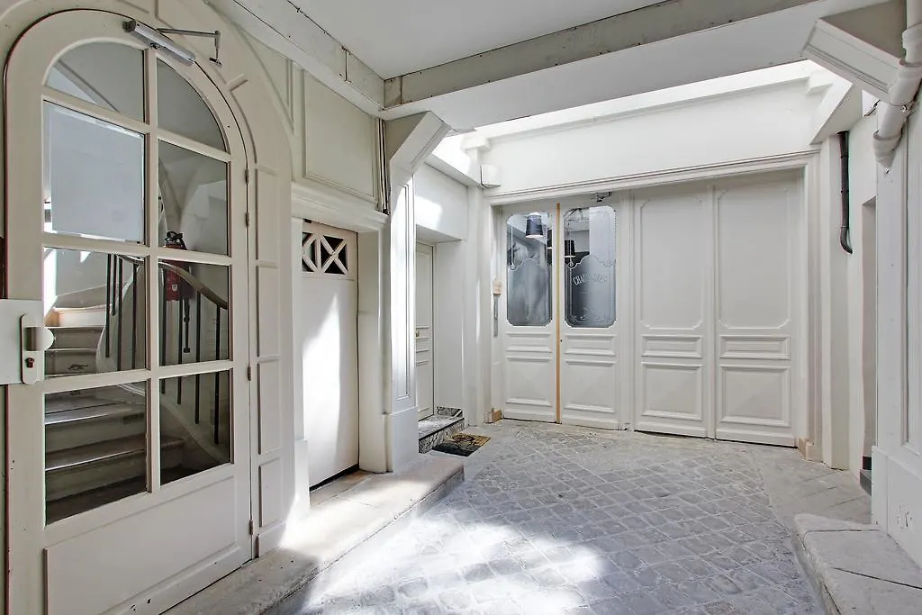 Pick A Flat - Le Marais / Republique Apartment Paris