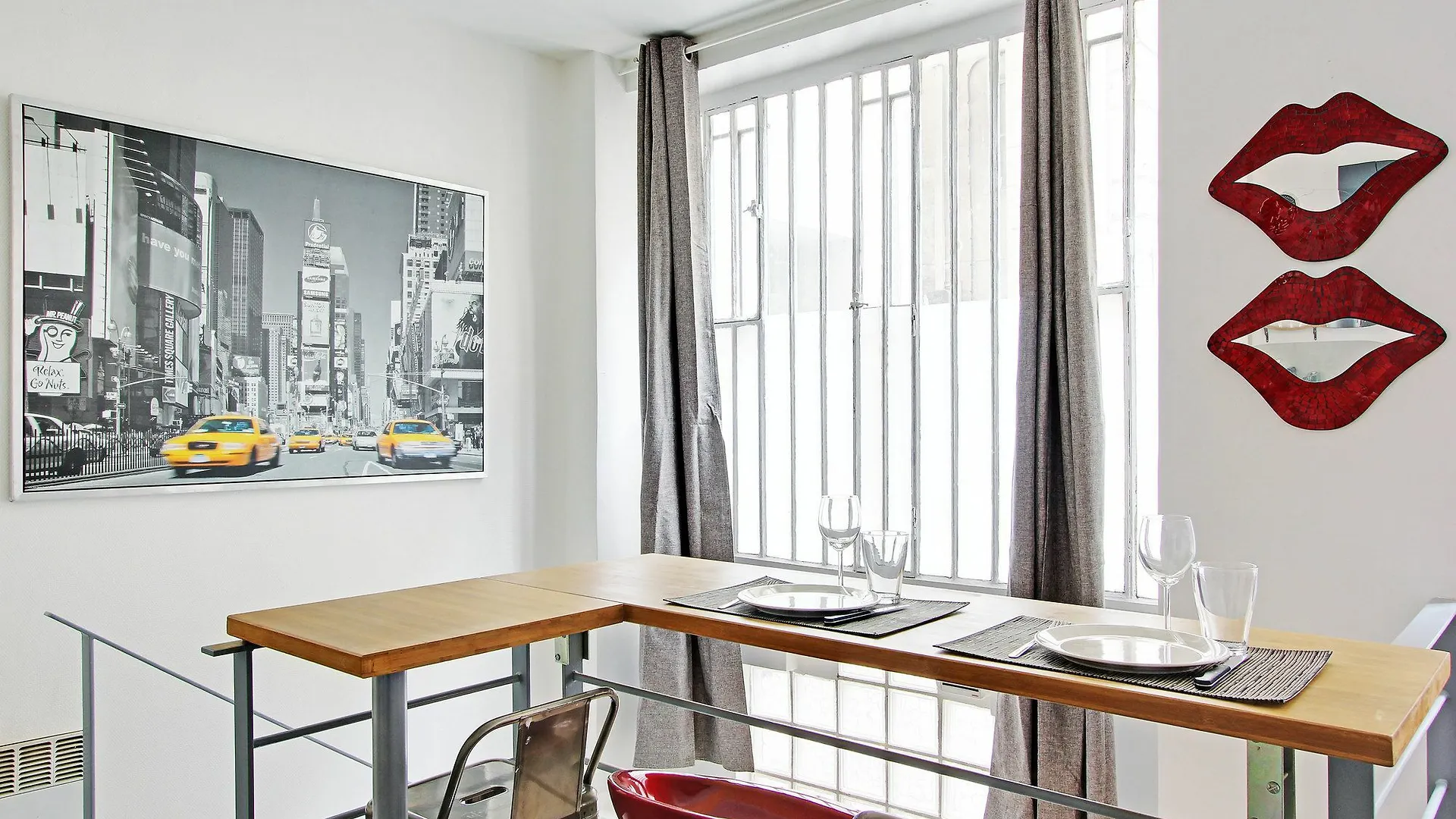 Pick A Flat - Le Marais / Republique Apartment Paris France
