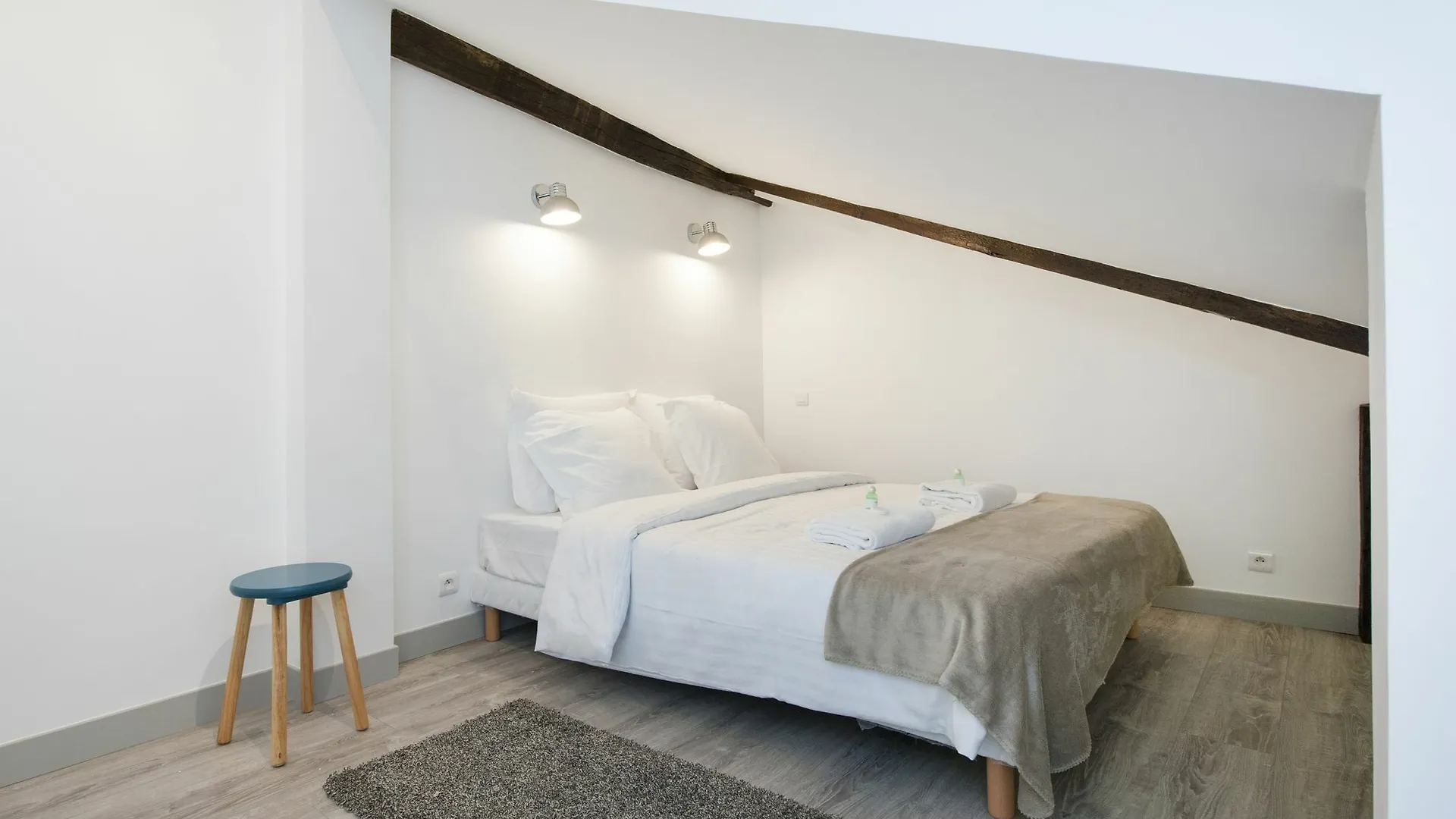 Pick A Flat - Le Marais / Republique Apartment Paris