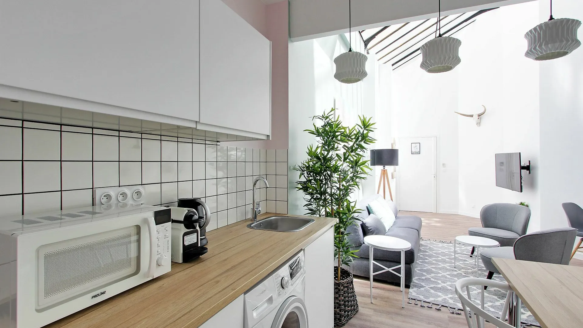 Pick A Flat - Le Marais / Republique Apartment Paris France