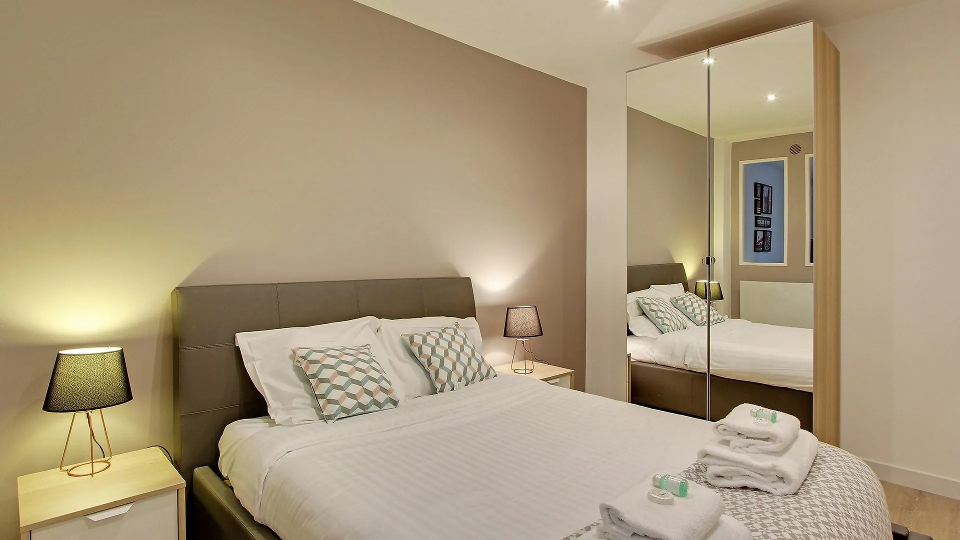 Pick A Flat - Le Marais / Republique Apartment Paris 0*,  France